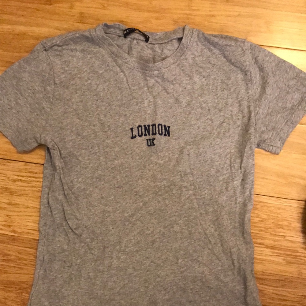Brandy Melville London UK Fitted Baby Tee